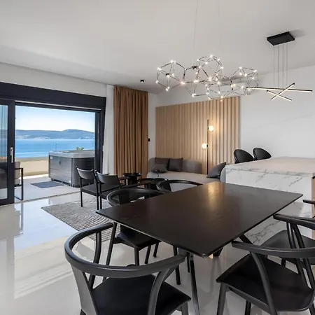 Apartment Amazing In With Kitchen