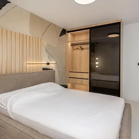 Apartamento Luxurious In With Wifi